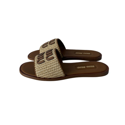Miu Miu Raffia Logo Sandalen